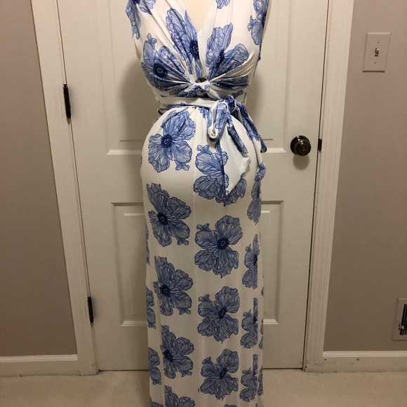 Madderson London Serena Maternity Dress in Poppy - Picture 3 of 3